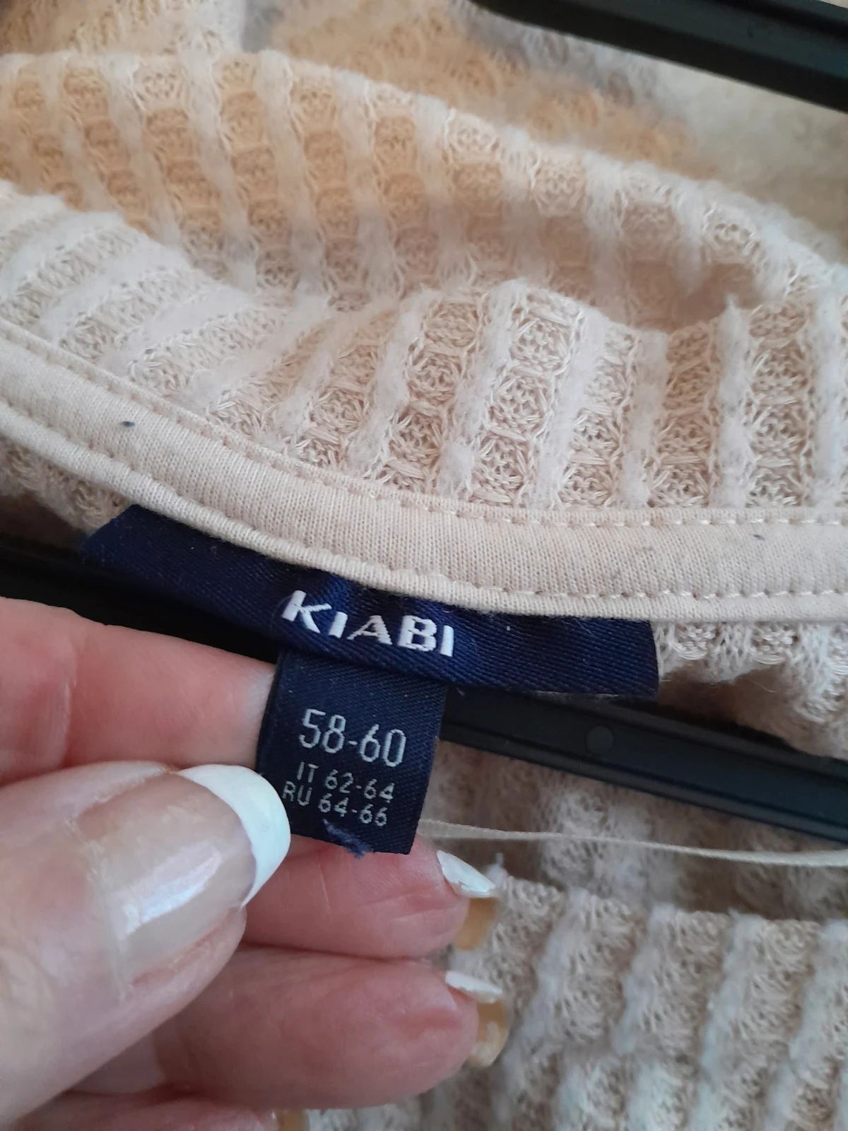 Lichtbeige casual trui, lange mouwen, maat 58-60 – photo 5